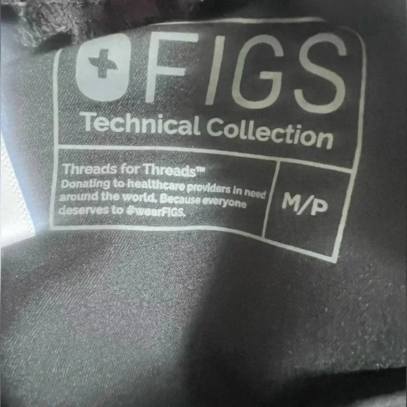 Figs Men’s Cairo Black Cargo Scrub Pants Size M - Picture 6 of 7